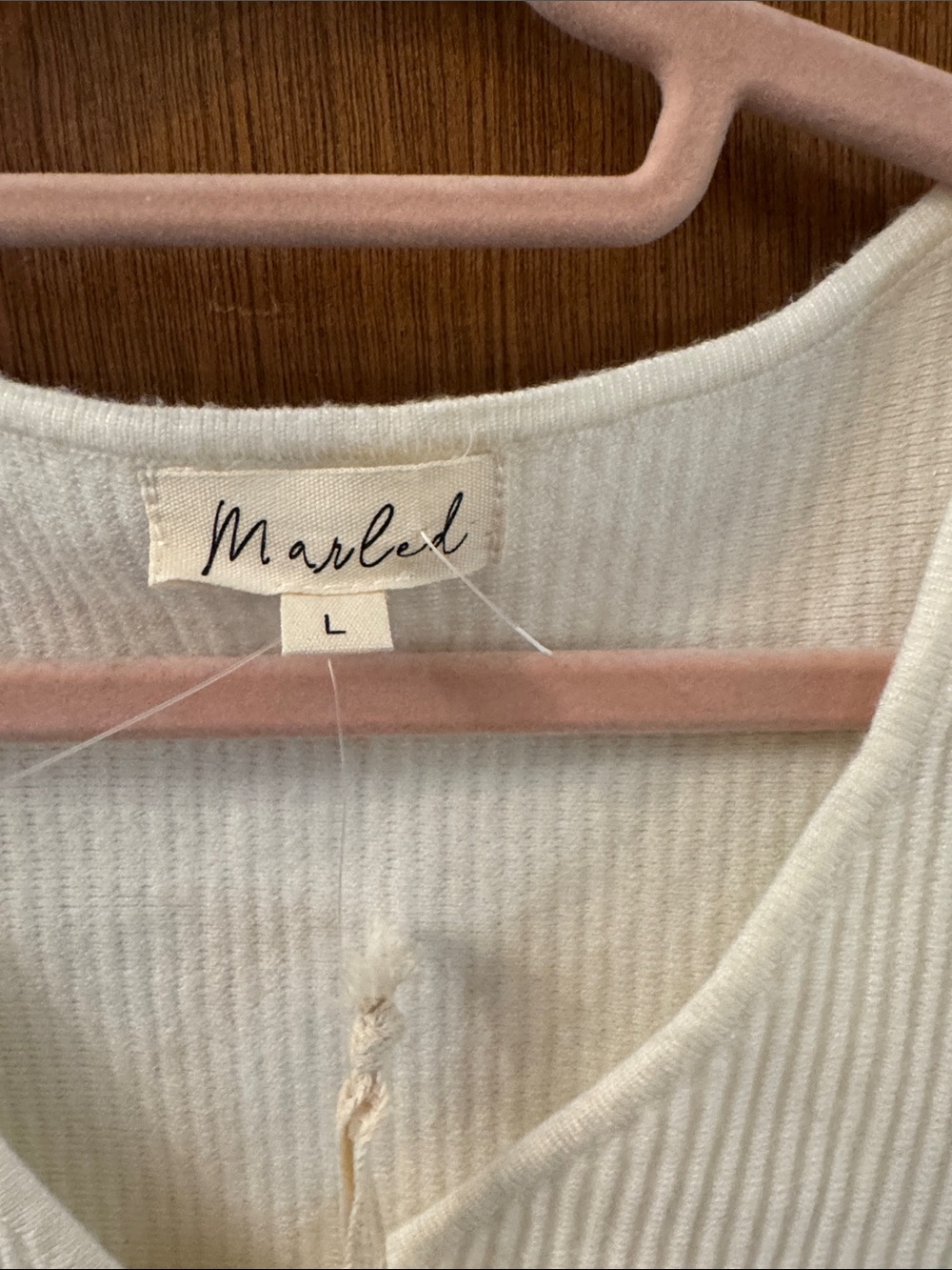 Marled Ivory Ribbed V-Neck Tank - Picture 2 of 5